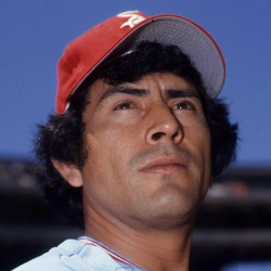 Cy Acosta